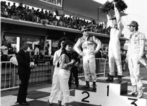 Senna-takes-the-Macau-GP