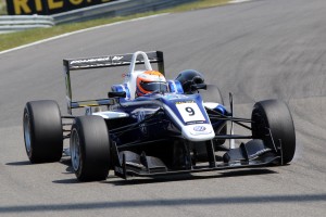 Harry Tincknell racing the GP Masters of F3 2013
